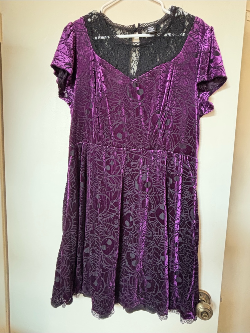 Nightmare Before Christmas Purple Velvet Lace-Back Short Sleeve Dress, size 2X